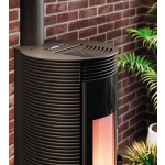 Piec Cadel Spin Plus 9 Up-Twin – detal żeliwnej obudowy i duża szyba frontowa